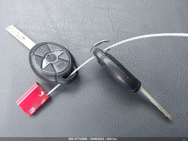2006 MINI COOPER HARDTOP WMWRC33546TK66827 Photo 10