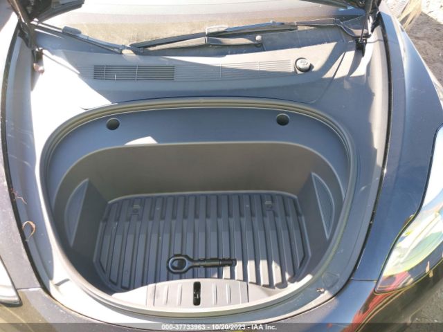5YJ3E1EA9NF360690 Tesla Model 3 Rear-wheel Drive