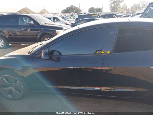 5YJ3E1EA9NF360690 Tesla Model 3 Rear-wheel Drive