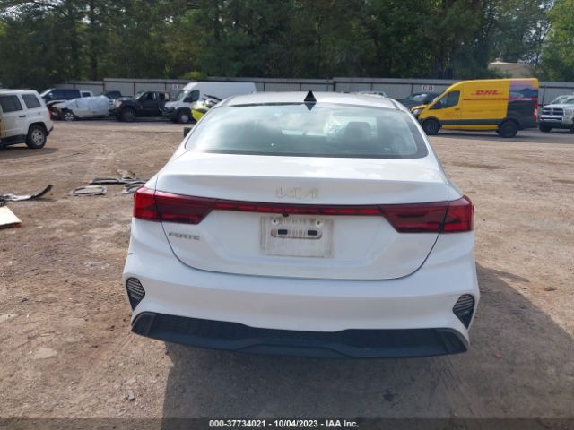 3KPF24AD4NE452187 KIA Forte Lxs