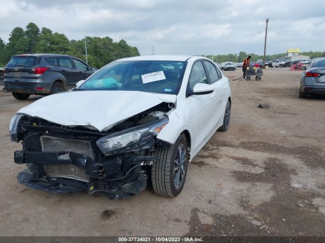 3KPF24AD4NE452187 KIA Forte Lxs