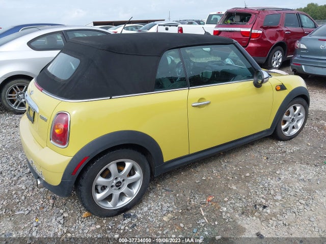 2010 MINI COOPER CONVERTIBLE WMWMR3C53ATU97476 Photo 3