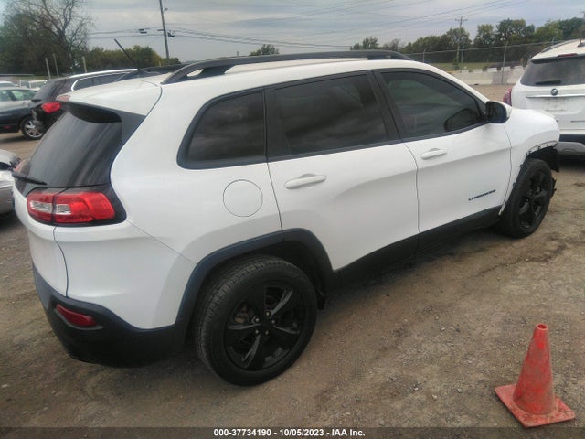 1C4PJLCB7JD542801 Jeep Cherokee Latitude