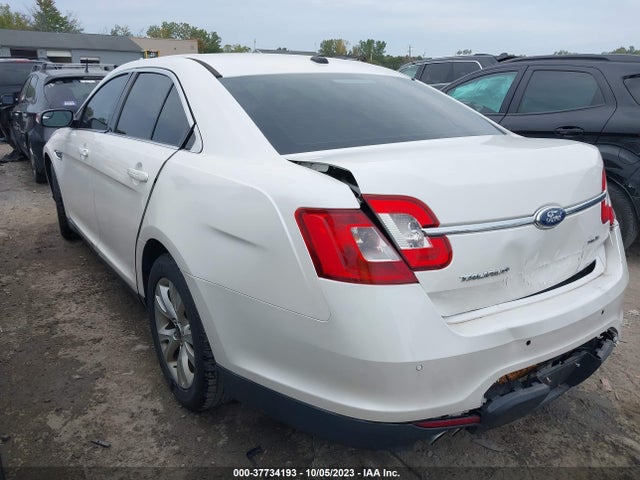 37734193 :رقم المزاد ، 1FAHP2EW5CG106131 vin ، 2012 Ford Taurus Sel مزاد بيع