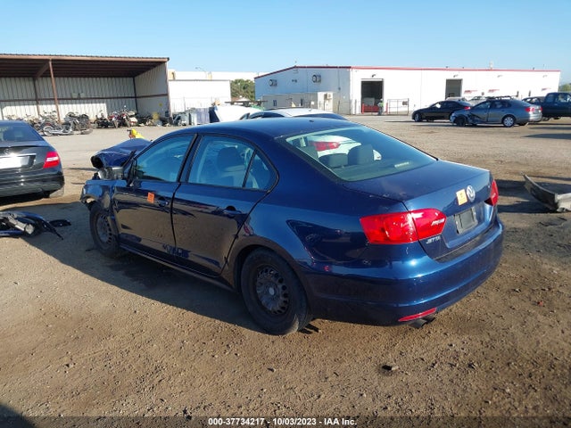 3VW2K7AJ3EM357371 Volkswagen Jetta Sedan S