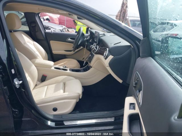 WDCTG4EB6HJ333748 Mercedes-Benz Gla Gla 250