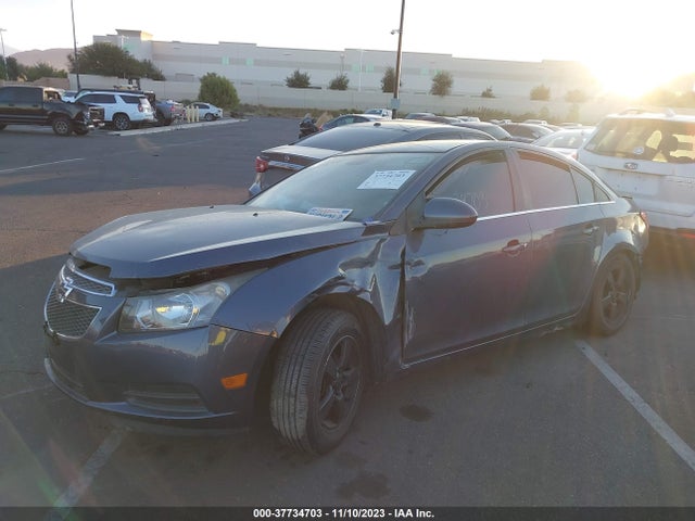 Chevrolet Cruze 1lt 2014 1G1PC5SB0E7448036 Image 2