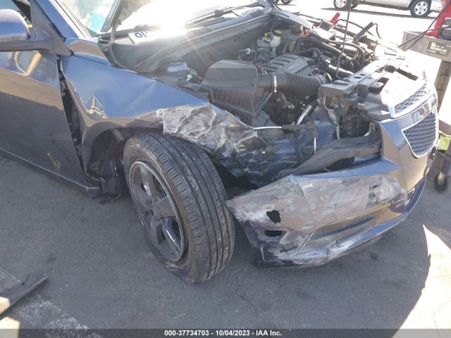 Chevrolet Cruze 1lt 2014 1G1PC5SB0E7448036 Image 6