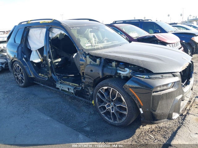 BMW X7 M60i 2024 IAAI 5UX33EM06R9S18656