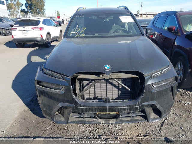 BMW X7 M60i 2024 аукцион фото