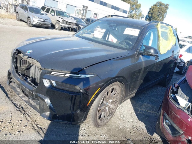 BMW X7 M60i 2024 аукцион фото