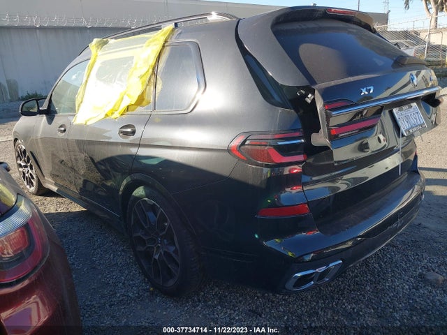 BMW X7 M60i 2024 аукцион фото