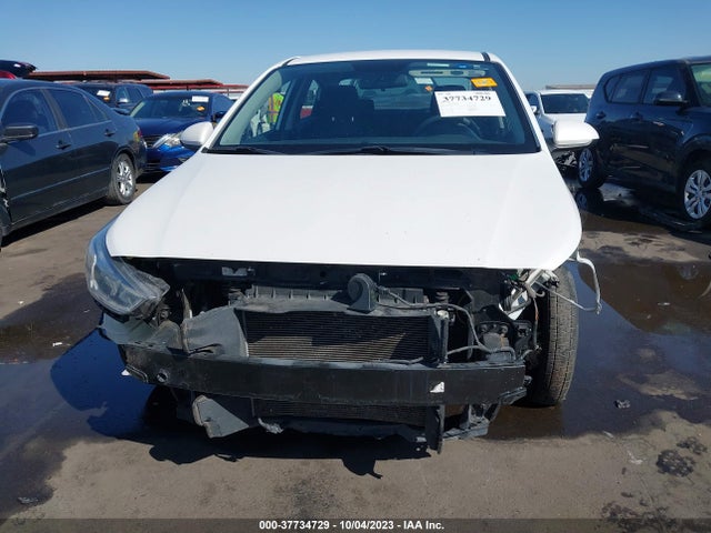 Hyundai ACCENT SE 2019 3KPC24A36KE060916 Image 13