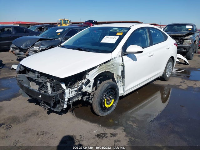 Hyundai ACCENT SE 2019 3KPC24A36KE060916 Image 2