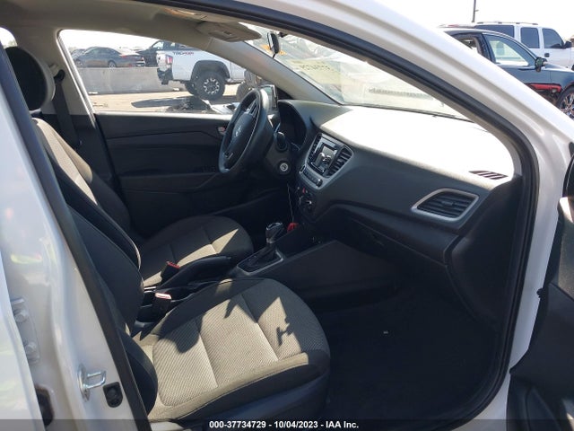 Hyundai ACCENT SE 2019 3KPC24A36KE060916 Image 5