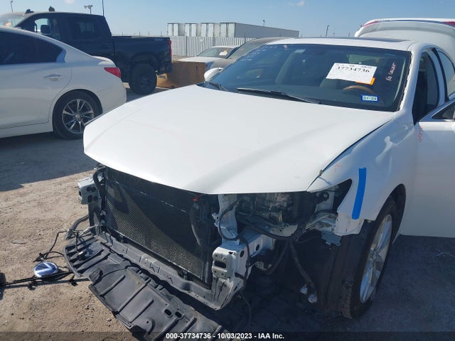 JTHBW1GG8F2084029 Lexus Es 300h Hybrid