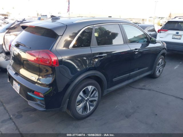 KNDCE3LG3L5047068 KIA Niro Ev Ex Premium