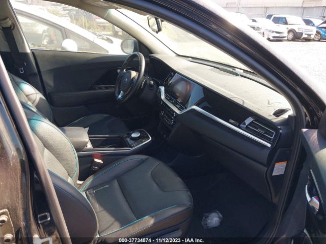 KNDCE3LG3L5047068 KIA Niro Ev Ex Premium
