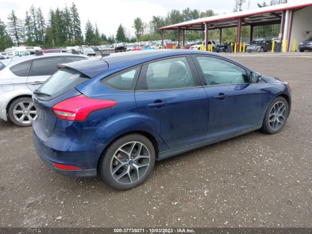1FADP3M28HL304221 Ford FOCUS SEL