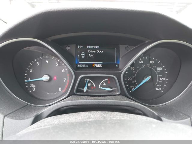 1FADP3M28HL304221 Ford FOCUS SEL