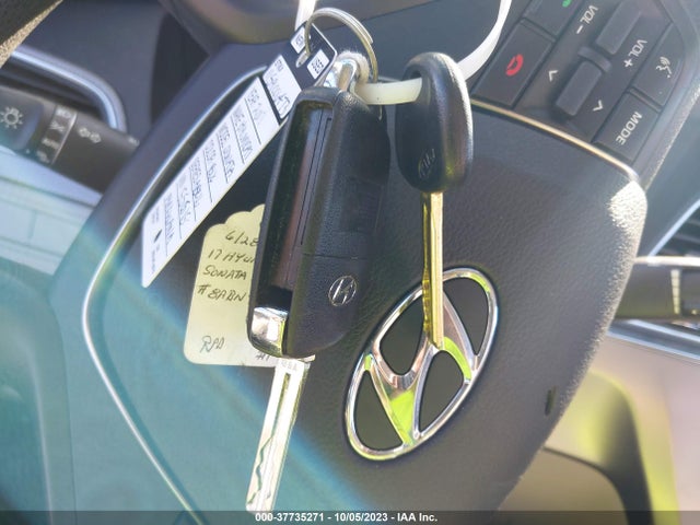 Hyundai SONATA SE 2017 5NPE24AF7HH550515 Image 3