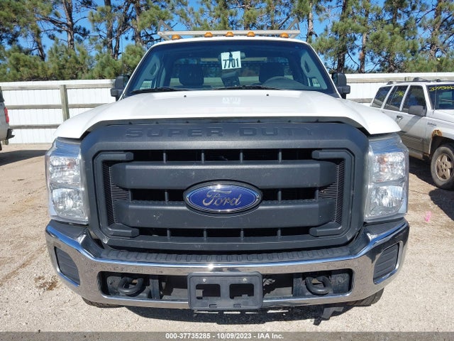 1FTBF2B68FEC35729 Ford Super Duty F-250 Srw Xlt/xl