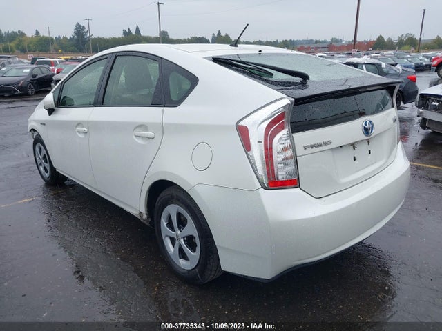 Toyota Prius Four 2015 JTDKN3DU5F0428650 Image 3