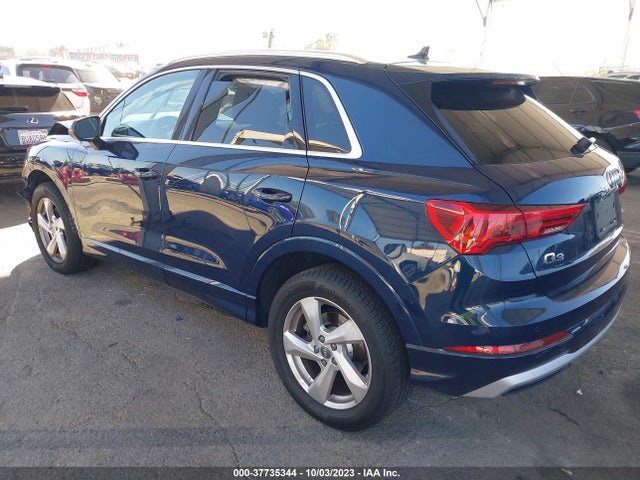 WA1AECF33L1005761 Audi Q3 PREMIUM