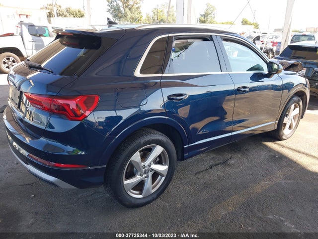 WA1AECF33L1005761 Audi Q3 PREMIUM