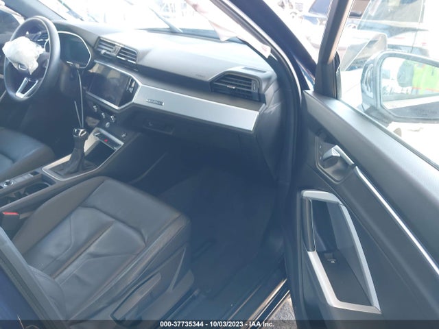 WA1AECF33L1005761 Audi Q3 PREMIUM