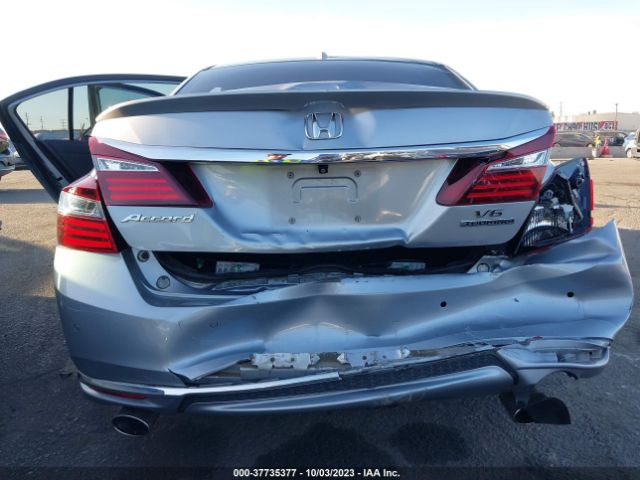 1HGCR3F94HA013657 Honda Accord Sedan Touring