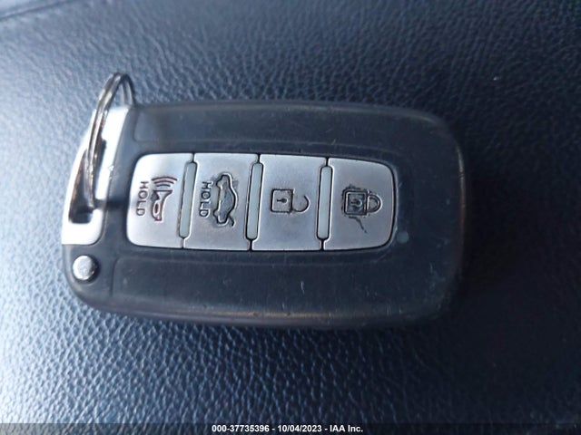 2011 HYUNDAI SONATA LTD PZEV VIN: 5NPEC4ACXBH306481