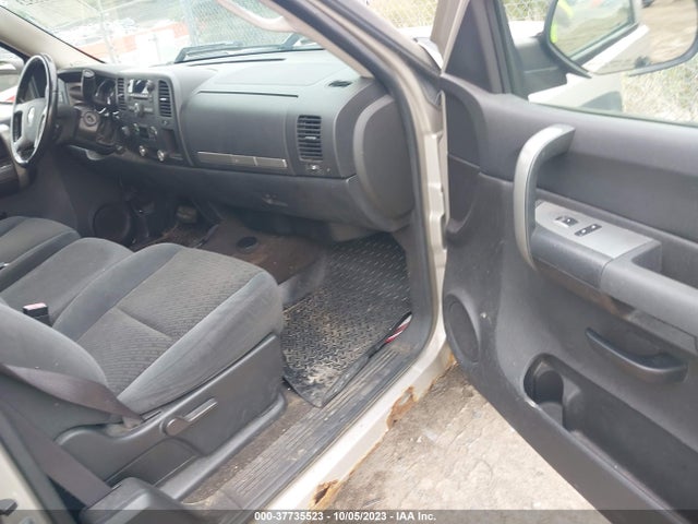 2007 CHEVROLET SILVERADO 1500 LT W/1LT VIN: 1GCEK19J17E504331