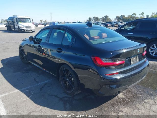 2022 BMW 330I 3MW5R1J06N8C70943 Photo 2