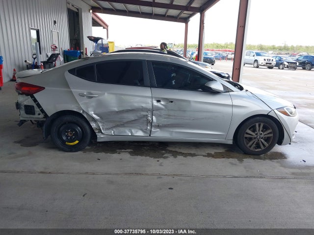 2018 HYUNDAI ELANTRA SEL VIN: 5NPD84LF0JH234077