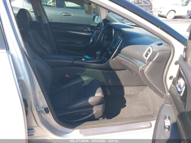 1N4AA6AP0HC454779 Nissan Maxima Sr