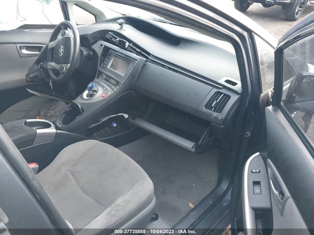 Toyota Prius Four 2015 JTDKN3DU1F1888379 Image 5