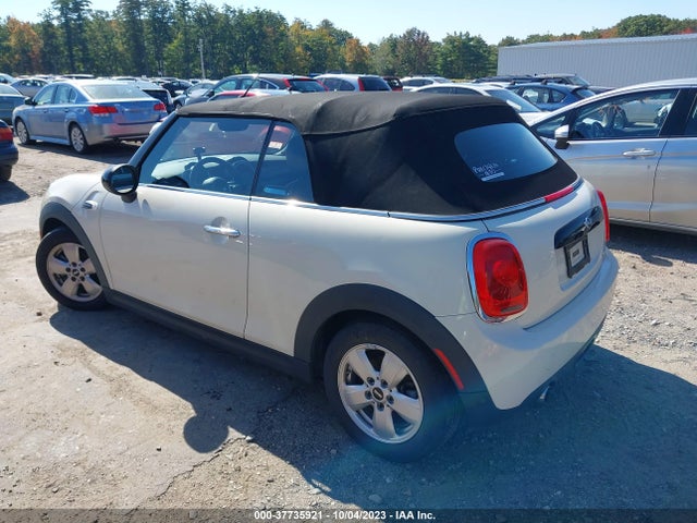2018 MINI CONVERTIBLE WMWWG5C58J3D00394 Photo 2