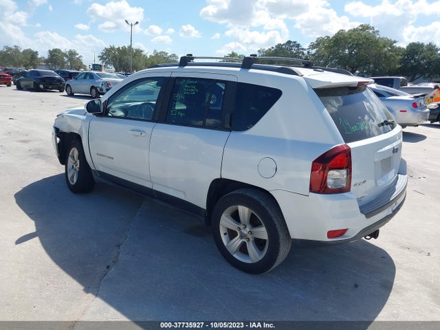 Jeep Compass Latitude 2015 1C4NJDEB2FD303237 Image 3
