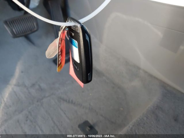 KNDJX3AE6G7016183 KIA Soul Ev +
