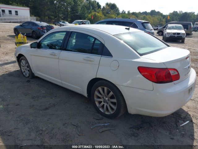 2010 CHRYSLER SEBRING 1C3CC5FBXAN208695 Photo 2