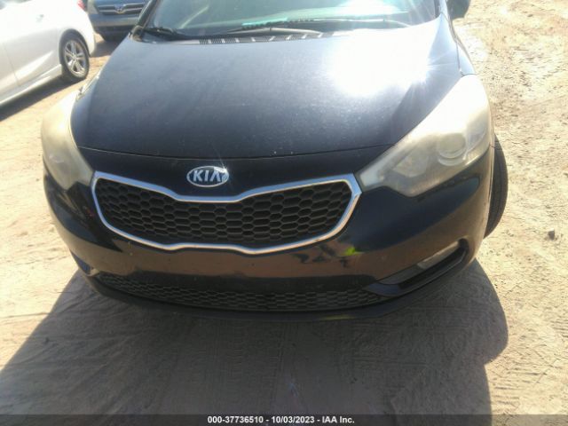 KNAFX5A88E5157032 KIA Forte 5-door Ex