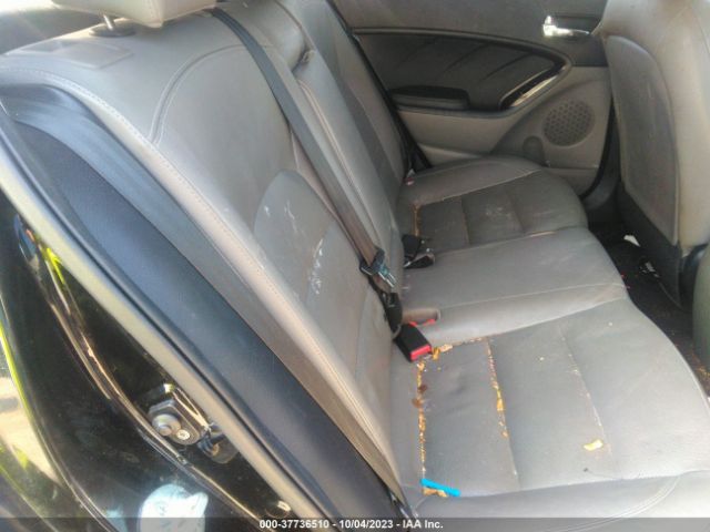 KNAFX5A88E5157032 KIA Forte 5-door Ex