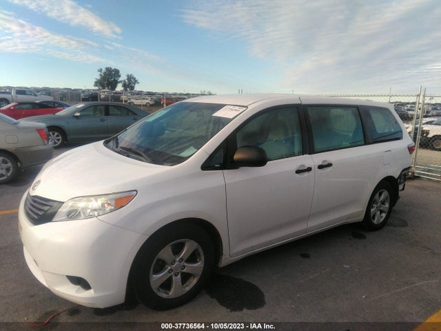 2015 TOYOTA SIENNA L VIN: 5TDZK3DC5FS592539