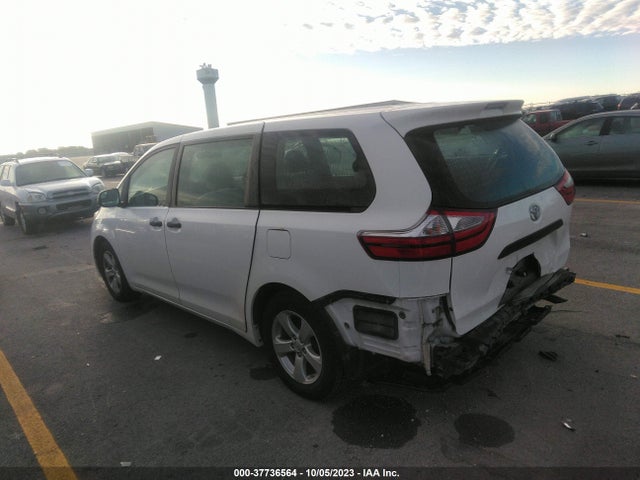 2015 TOYOTA SIENNA L VIN: 5TDZK3DC5FS592539