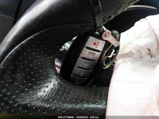 1N4AA6AP0HC423452 Nissan Maxima Platinum