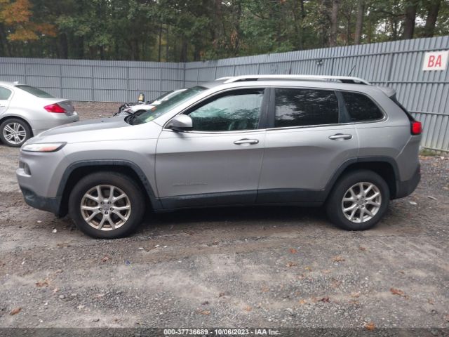 1C4PJMCS0FW577567 Jeep Cherokee Latitude