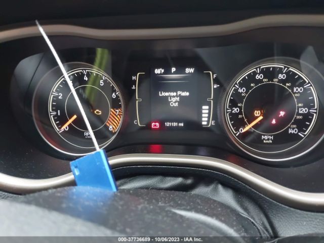 1C4PJMCS0FW577567 Jeep Cherokee Latitude
