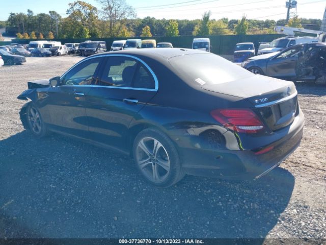 WDDZF4KB4HA254740 Mercedes-Benz E 300 4matic