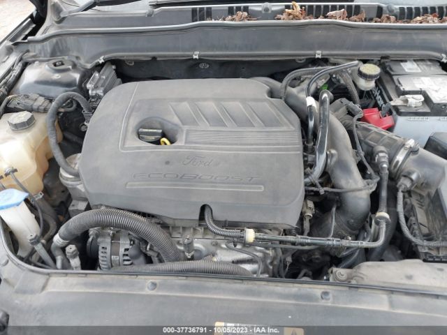 1FA6P0HD0F5115678 Ford FUSION SE
